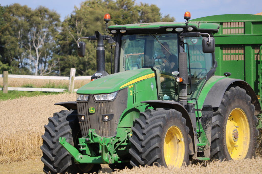 Grön traktor 